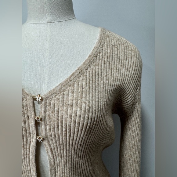 Willow and Wind Cardigan Sz M NWT - Picture 12 of 16